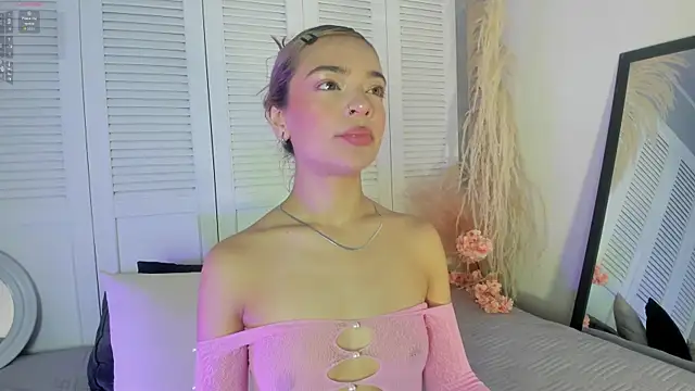Snapshot of akemi__ chatting on 06-18-26, 03:39 akemi online show from 06-18-26, 03:39