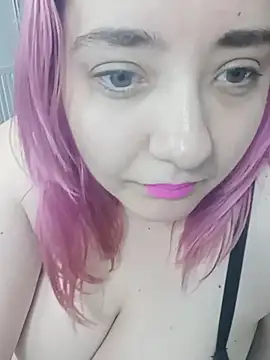 Snapshot of Ale_PYNk chatting on 05-16-26, 10:36 Ale PYNk online show from 05-16-26, 10:36