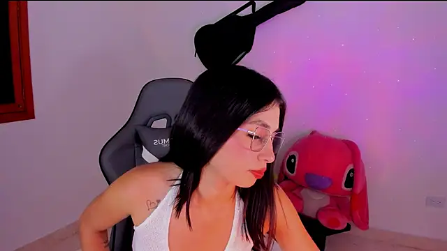 Snapshot of Scarleth_Ferrec chatting on 06-05-26, 12:59 Scarleth Ferrec online show from 06-05-26, 12:59