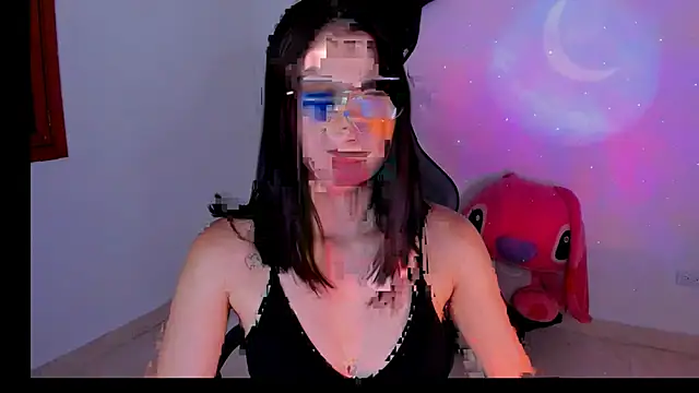 Snapshot of Scarleth_Ferrec chatting on 06-07-26, 04:07 Scarleth Ferrec online show from 06-07-26, 04:07