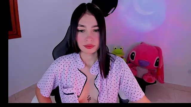 Snapshot of Scarleth_Ferrec chatting on 06-08-26, 02:34 Scarleth Ferrec online show from 06-08-26, 02:34