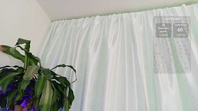 Snapshot of cata_cat chatting on 06-24-26, 02:15 cata cat online show from 06-24-26, 02:15