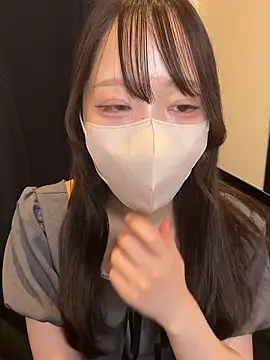 Snapshot of mirudayo4545 chatting on 06-12-26, 11:30 mirudayo4545 online show from 06-12-26, 11:30