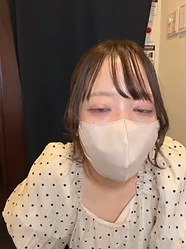 Snapshot of mirudayo4545 chatting on 06-09-26, 11:33 mirudayo4545 online show from 06-09-26, 11:33