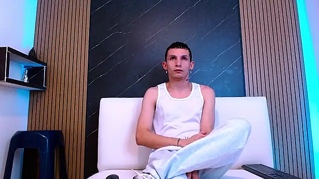 Isak Berekoa online show from 05-27-26, 03:14