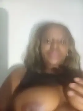 Magiqlips online show from 05-11-26, 07:22