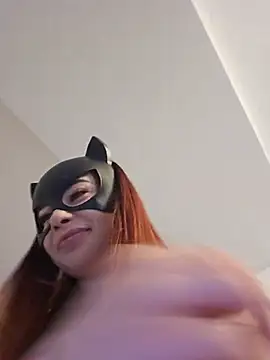 Snapshot of VipFOXXY chatting on 05-31-26, 02:34 VipFOXXY online show from 05-31-26, 02:34