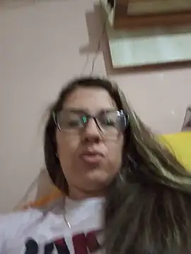Snapshot of sweet_tifani chatting on 05-17-26, 09:37 sweet tifani online show from 05-17-26, 09:37