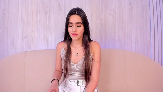 hanna foxi online show from 05-20-26, 12:24
