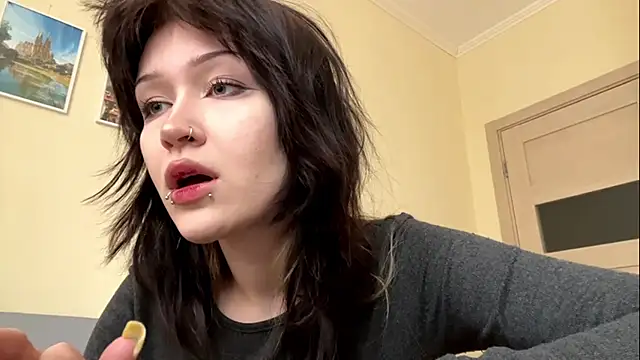 Snapshot of KaseySmit123 chatting on 05-28-26, 02:34 KaseySmit123 online show from 05-28-26, 02:34