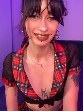 Snapshot of Lilith_dark_off chatting on 06-18-26, 01:38 Lilith dark off online show from 06-18-26, 01:38