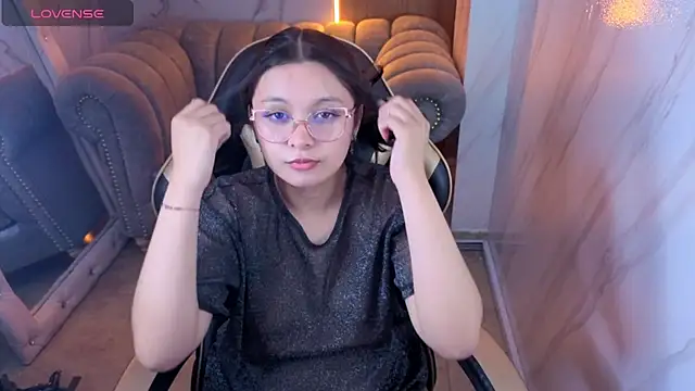 Snapshot of HoneyDoll_tf chatting on 06-26-26, 03:40 HoneyDoll tf online show from 06-26-26, 03:40