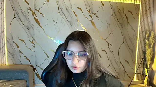 HoneyDoll tf online show from 05-21-26, 12:46