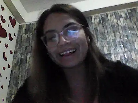 Snapshot of BabyCinnamon1 chatting on 06-11-26, 02:53 BabyCinnamon1 online show from 06-11-26, 02:53