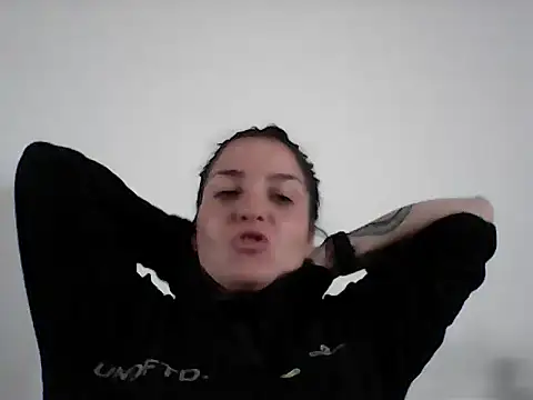 Snapshot of selenepowerpro chatting on 05-15-26, 04:49 selenepowerpro online show from 05-15-26, 04:49