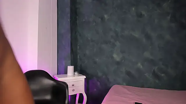 Beautyebony  online show from 05-14-26, 01:08