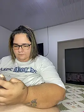 marianacooper1234 online show from 06-11-26, 12:35