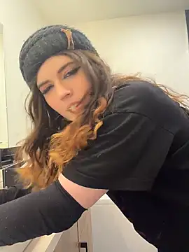 cutypiefull online show from 05-14-26, 01:57