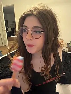 cutypiefull online show from 05-29-26, 01:00