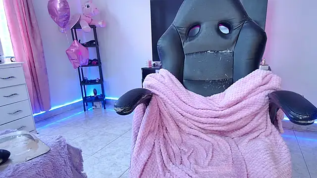 Barbie20  online show from 05-16-26, 01:32