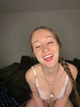 Snapshot of Freyastimeee chatting on 05-14-26, 09:56 Freyastimeee online show from 05-14-26, 09:56