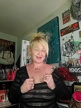 NutNmyGUTdaddy online show from 07-15-26, 09:27