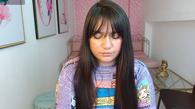 Snapshot of Aitanaa_gomezz chatting on 05-14-26, 08:06 Aitanaa gomezz online show from 05-14-26, 08:06