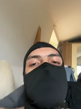 Z-man- online show from 05-12-26, 01:17
