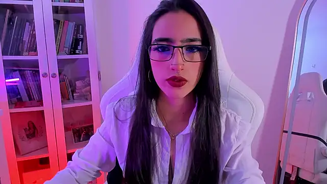 Snapshot of AgathaBlair chatting on 05-21-26, 11:51 AgathaBlair online show from 05-21-26, 11:51