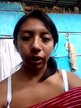 Snapshot of gatita2212 chatting on 05-18-26, 02:00 gatita2212 online show from 05-18-26, 02:00