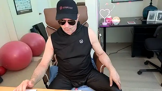 hotdadbod online show from 05-08-26, 09:40