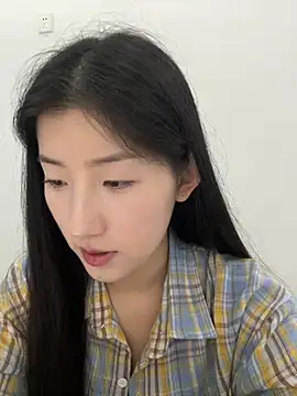 Snapshot of Mina_168 chatting on 05-14-26, 05:59 Mina 168 online show from 05-14-26, 05:59