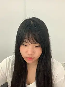 Snapshot of Nina_588 chatting on 05-15-26, 06:00 Nina 588 online show from 05-15-26, 06:00