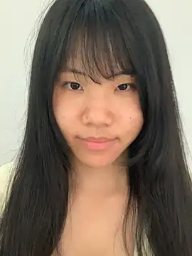 Snapshot of Nina_588 chatting on 05-16-26, 06:56 Nina 588 online show from 05-16-26, 06:56