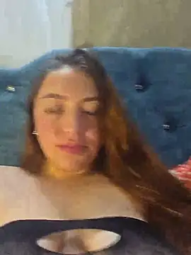 Snapshot of Veronicca_7 chatting on 06-28-26, 04:30 Veronicca 7 online show from 06-28-26, 04:30