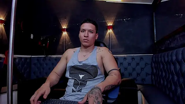 lucassimone  online show from 05-16-26, 04:00