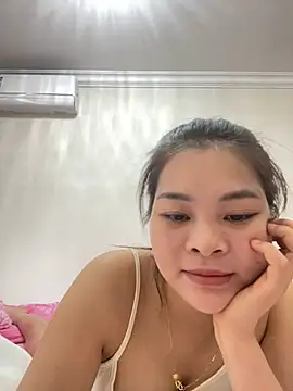 Snapshot of Lucky_xiao chatting on 06-09-26, 12:22 Lucky xiao online show from 06-09-26, 12:22