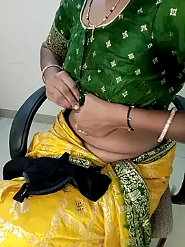Snapshot of saina_baby chatting on 06-17-26, 05:18 saina baby online show from 06-17-26, 05:18