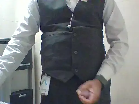 RAINBOWONE online show from 05-19-26, 02:29