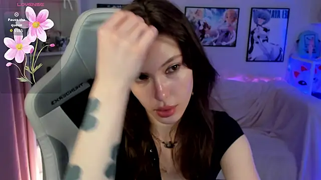 Mili Joy online show from 06-10-26, 05:36