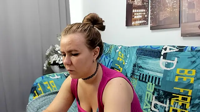 Snapshot of Dear_hollyy chatting on 07-02-26, 01:06 Dear hollyy online show from 07-02-26, 01:06