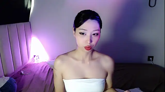 neverstoplovingme online show from 05-28-26, 03:36