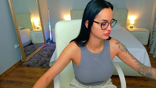 BabyyGirll  online show from 07-23-26, 06:22