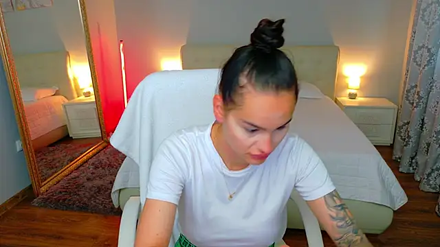 Snapshot of BabyyGirll_ chatting on 05-28-26, 03:47 BabyyGirll online show from 05-28-26, 03:47