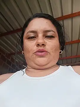 Snapshot of dirty_violeota_19 chatting on 05-13-26, 02:13 dirty violeota 19 online show from 05-13-26, 02:13