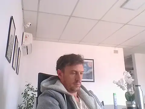 Snapshot of sebasevi chatting on 05-29-26, 03:29 sebasevi online show from 05-29-26, 03:29