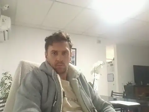 Snapshot of sebasevi chatting on 05-28-26, 10:43 sebasevi online show from 05-28-26, 10:43