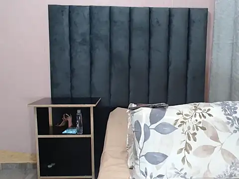 Snapshot of ORCHIDAFRICAx chatting on 05-27-26, 11:23 ORCHIDAFRICAx online show from 05-27-26, 11:23