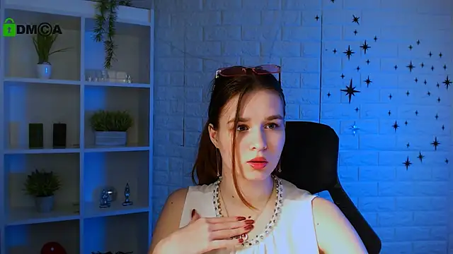 Snapshot of angie_foxy1 chatting on 06-01-26, 07:13 angie foxy1 online show from 06-01-26, 07:13