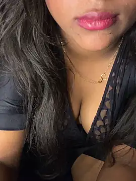 Snapshot of shivani099 chatting on 05-21-26, 10:18 shivani099 online show from 05-21-26, 10:18